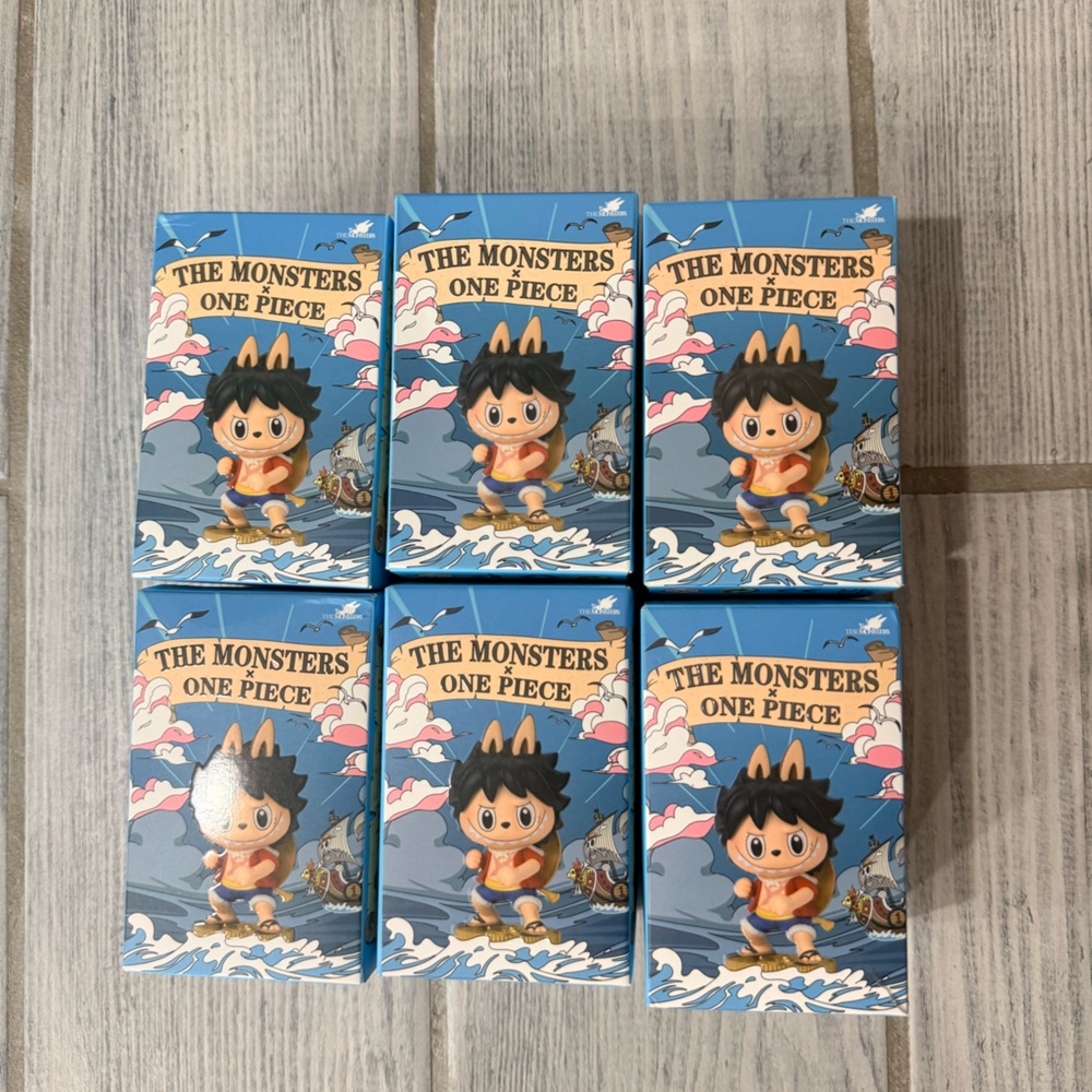 The Monsters One Piece (set of 6)